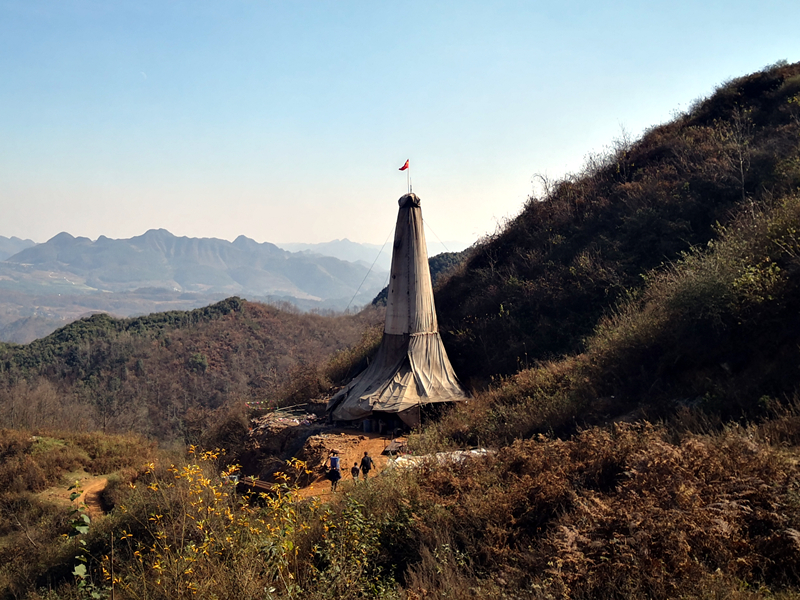 再出發(fā)，亮巖